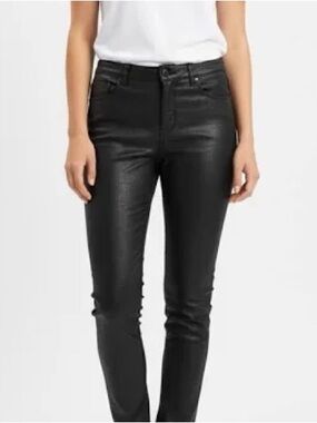 NWOT Bianco Faux Leather Black Skinny Jeans in Wonderful Condition, super cool
